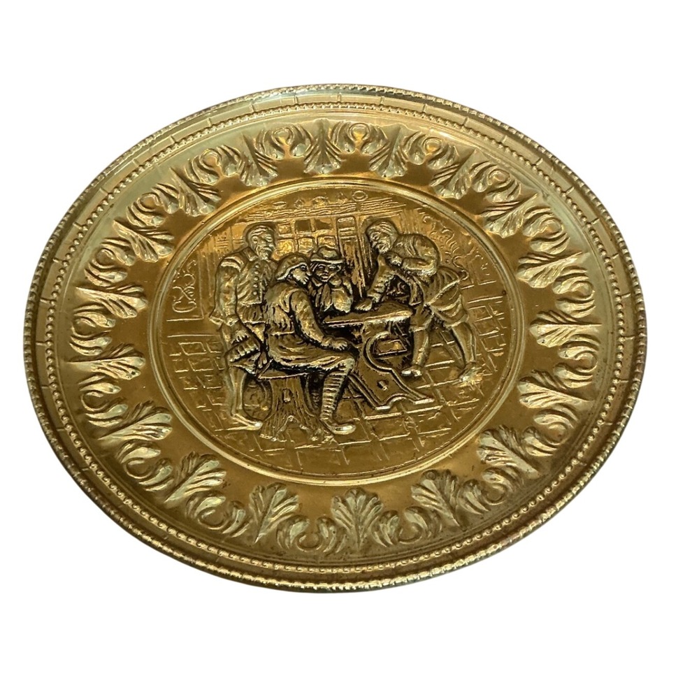 Vintage Peerage Brass Wall Hanging Plate 12" Tavern Scene England Farmhouse